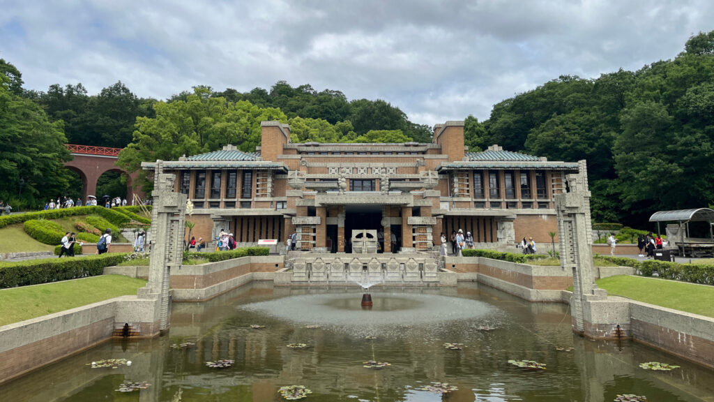 帝国ホテル玄関の写真