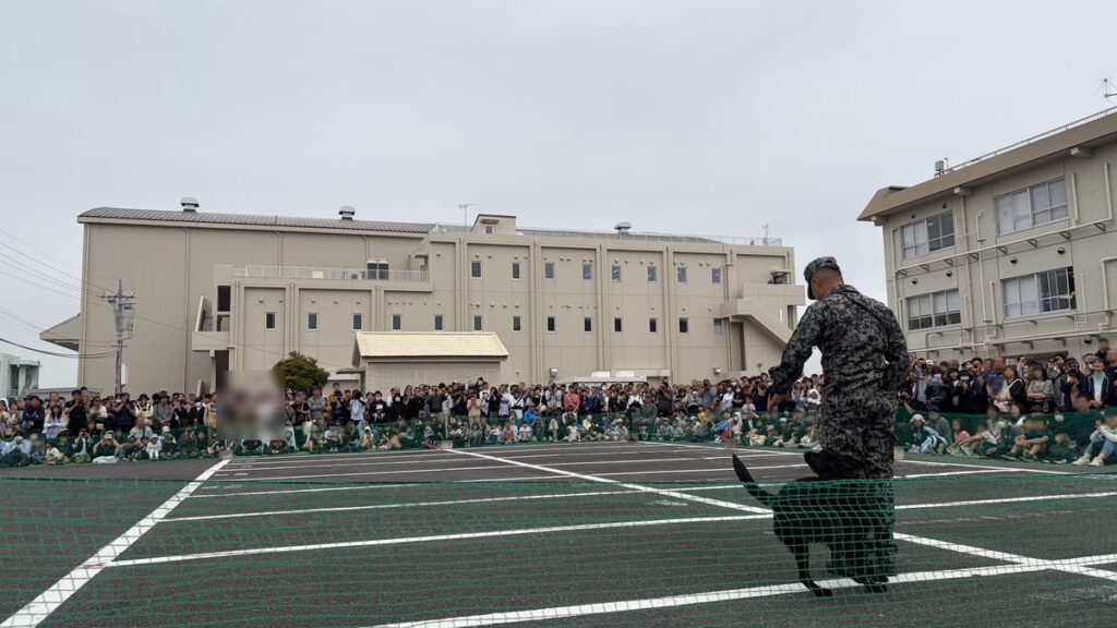 警備犬展示の写真２